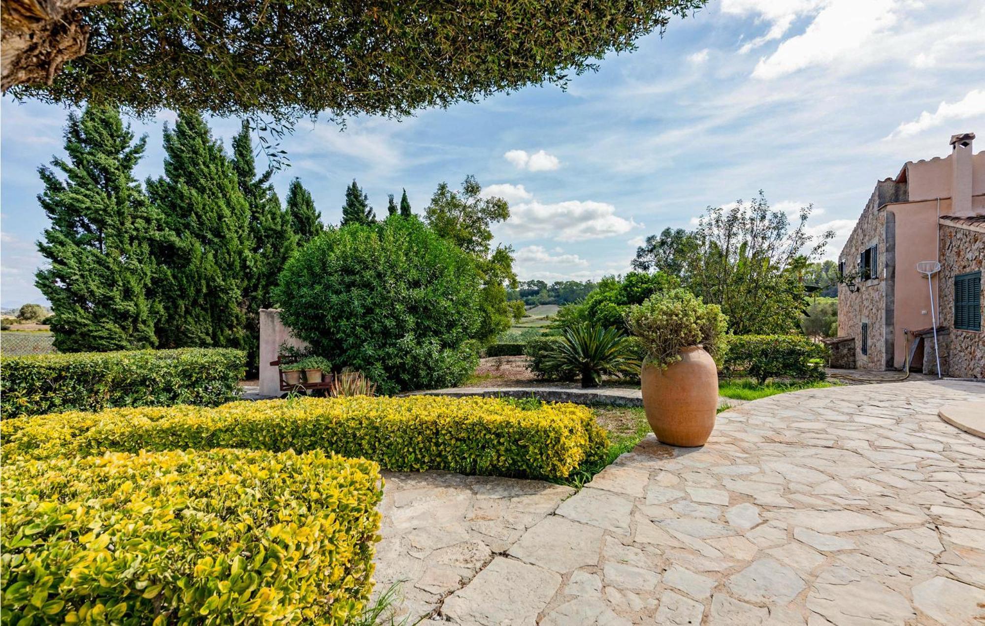 Nice Home In Sineu Exterior foto